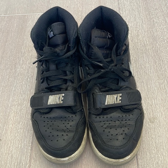 Air Jordan Legacy 312 sneakers - Picture 1 of 9